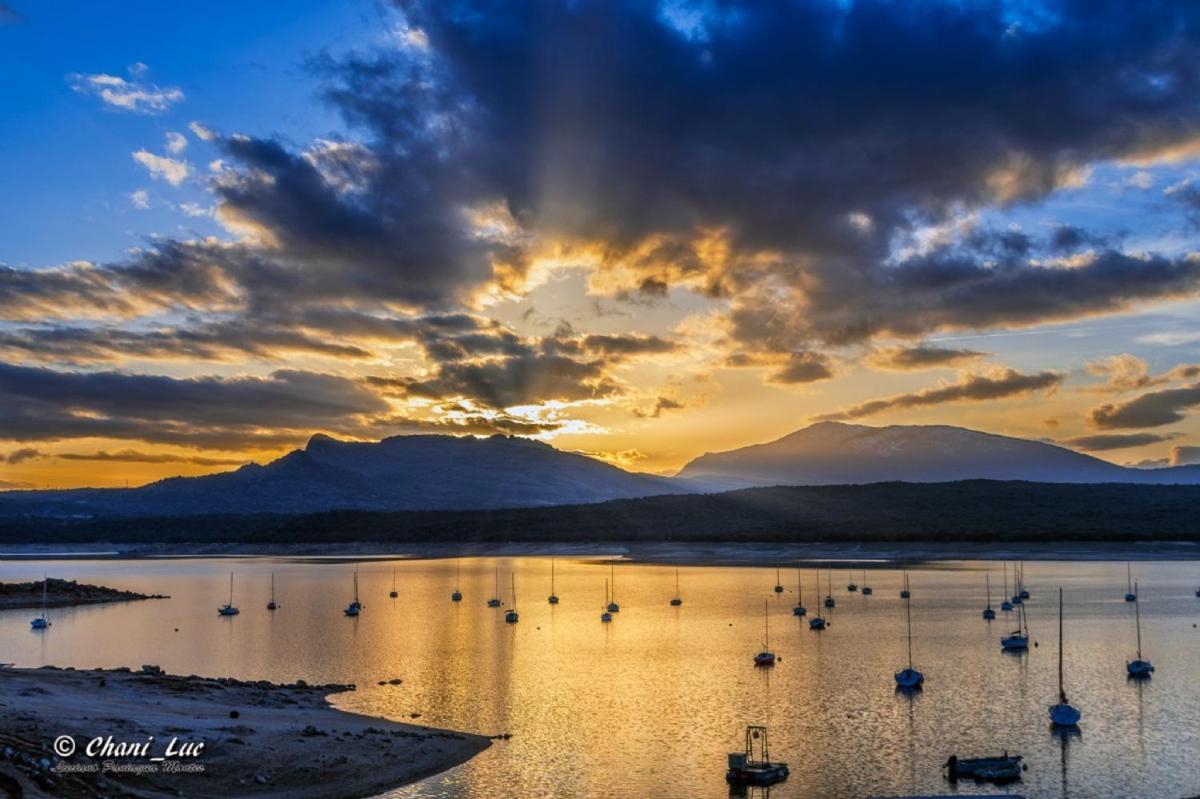 El Lago Cervera de Buitrago ภายนอก รูปภาพ